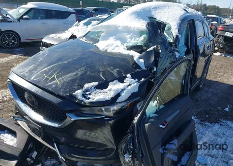 2018 Mazda Cx-5 Touring z USA, uszkodzony, nr VIN JM3KFBCMXJ0361357